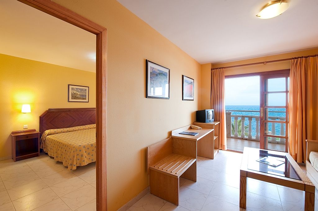 Elba Castillo San Jorge & Antigua Suite Hotel Caleta De Fuste Room photo
